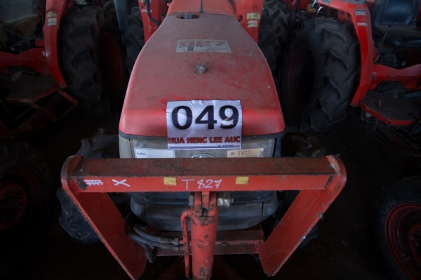 AUC Code 049 แทรกเตอร์ KUBOTA L4508 ราคา เริ่มต้นการประมูล 190,000 บาท
