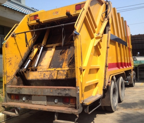 ขายรถ 10ล้ออัดขยะ FN528 รถหลวง สภาพดี ใช้งานน้อย ขายรถ 10ล้ออัดขยะ FN528 รถหลวง สภาพดี ใช้งานน้อย