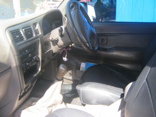 โตโยต้า D4D  ปี 2003  โฟวิน