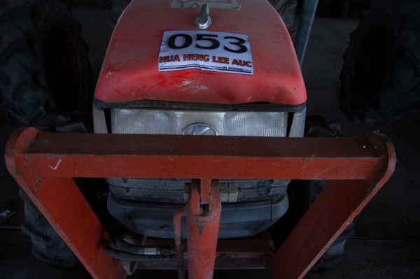 AUC Code 053 แทรกเตอร์ KUBOTA L4508 ราคา เริ่มต้นการประมูล 190,000 บาท