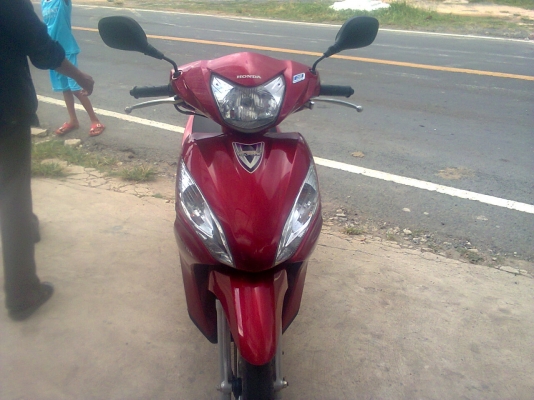 ฮอนด้าเสปซี่ ไอ รถเดิมๆเครื่องดี จดเบียน มีนา 56    25500 บาท