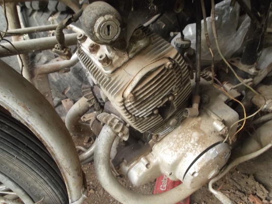 ขายเครื่อง ฮอนด้า c92  สองสูบสภาพเครื่องดี