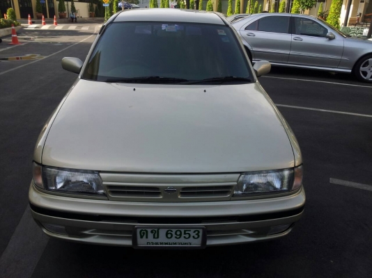 ขายรถ nissan nv ปี2006 สีบรอนซ์ทอง เกียร์ออโต้ เครื่อง1500cc สภาพดี ไม่เคยชน ไม่มีน้ำท่วม