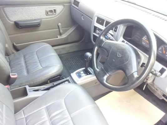 ขายรถ nissan nv ปี2006 สีบรอนซ์ทอง เกียร์ออโต้ เครื่อง1500cc สภาพดี ไม่เคยชน ไม่มีน้ำท่วม ขายรถ nissan nv ปี2006 สีบรอนซ์ทอง เกียร์ออโต้ เครื่อง1500cc สภาพดี ไม่เคยชน ไม่มีน้ำท่วม