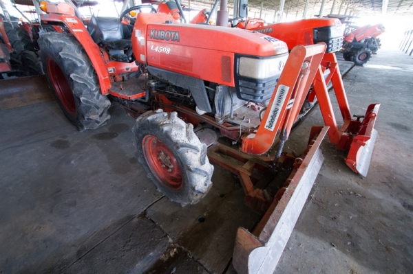 AUC Code 055 แทรกเตอร์ KUBOTA L4508 ราคา เริ่มต้นการประมูล 190,000 บาท