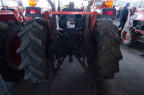 AUC Code 055 แทรกเตอร์ KUBOTA L4508 ราคา เริ่มต้นการประมูล 190,000 บาท