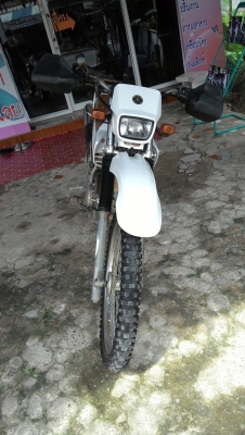 ขายด่วนครับserow225  เครื่องดีมาก  แบตใหม่ ของเหลวใหม่ ระบบไฟติดทุกดวง พร้อมออกทริป