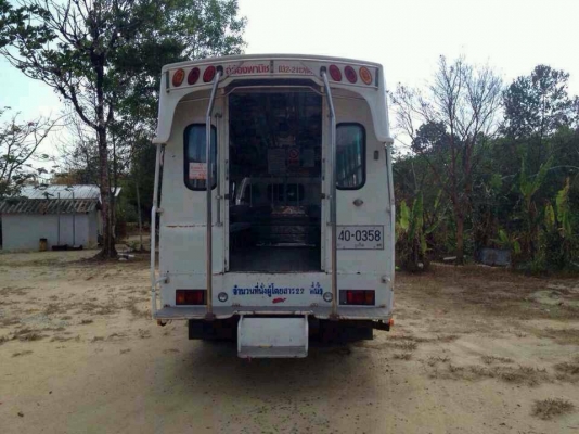 ขายรถ 6 ล้อ 2 แถว TOYOTA DUTRO 136 แรงม้าปี 2548 ราคา 550000