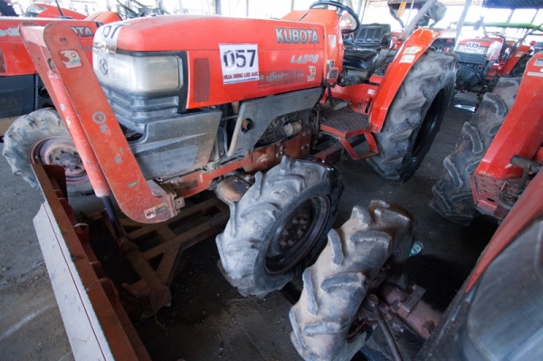 AUC Code 057 แทรกเตอร์ KUBOTA L4508 ราคา เริ่มต้นการประมูล 190,000 บาท