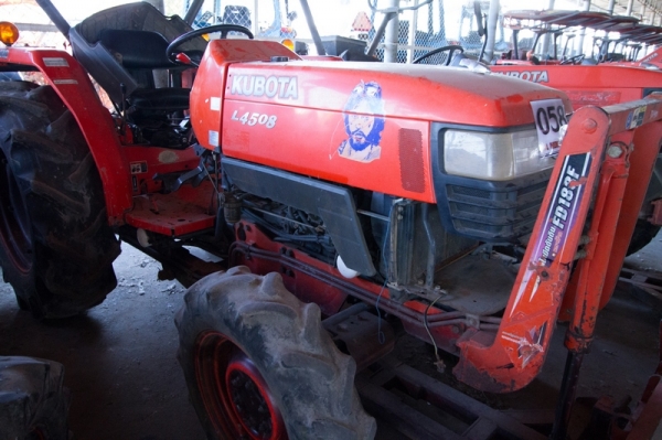 AUC Code 058 แทรกเตอร์ KUBOTA L4508 ราคา เริ่มต้นการประมูล 200,000 บาท