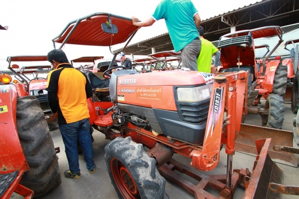 AUC Code 063 แทรกเตอร์ KUBOTA L4508di ราคา เริ่มต้นการประมูล 280,000 บาท