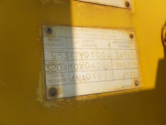 CAT 953 รถตักตีนตะขาบนำเข้า เก่านอก100\% สนใจติดต่อ น๊อค 098-246-3778 CAT 953 รถตักตีนตะขาบนำเข้า เก่านอก100\% สนใจติดต่อ น๊อค 098-246-3778