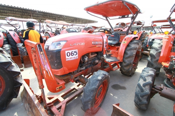 AUC Code 065 แทรกเตอร์ KUBOTA L4708 ราคา เริ่มต้นการประมูล 320,000 บาท