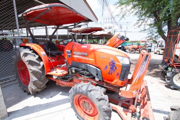 AUC Code 067 แทรกเตอร์ KUBOTA L4708 ราคา เริ่มต้นการประมูล 350,000 บาท