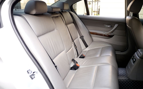 ขาย Bmw e90 320iSE สภาพดีมีBSI เช็คศูนย์ตลอด