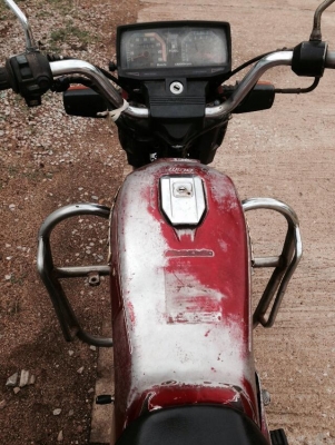 ขายรถ Honda WING 125 มีทะเบียนและเอกสารพร้อมโอน