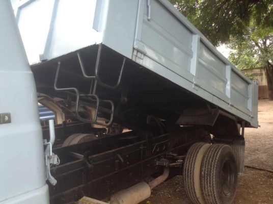 ขายISUZU 6ล้อดั๊ม ยาง825 ช่วงล่างใหญ่ 6เกียร์เดินหน้า เครื่อง 6BD 160 แรง ฝาดำ รถมือเดียว เครื่องดี ครัทซีสวย ขับดีมากๆ รถสวย พร้อมใช้งาน ขาย 550,000 บาท