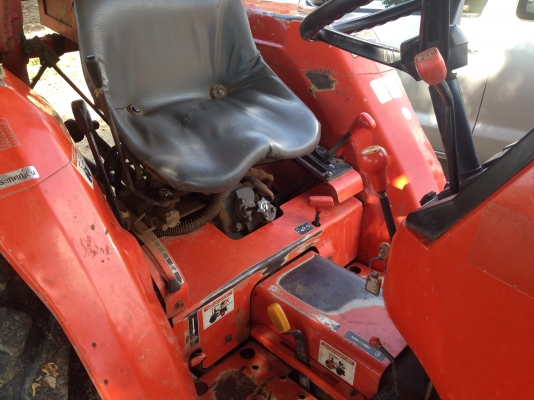 ลดไปเลย.  199900 .บาท อุปกรครบขายคูโบต้า34แรงปี50รถพร้อมใช้งานเล่มพร้อมโอน