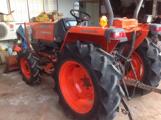 ปัญญาแทรคเตอร์มาแล้ว...จัดมาให้ครับ คูโบต้า L3408 DI พร้อมใบมีด โรตาลี่ตราช้าง(ใบใหม่) ผานCMT6x22(ใบใหม่) จัดส่ง อ. ขาณุฯ จ.กำแพงเพชร