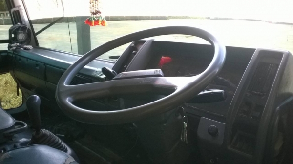 ฮีโน่ 3M  240แรงม้าขายแม่12ล้อลูก2เพลาคอกเกษตรดั้ม อู่พนัสปี39