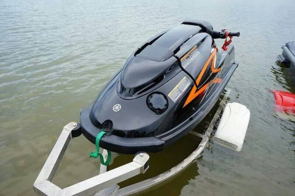 ขาย yamaha superjet 701  ปี 2012 เรือไม่ถึง 5 ชม ถูกสุดๆ