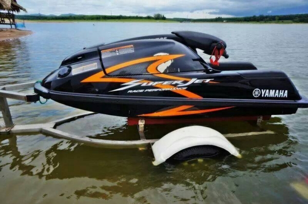 ขาย yamaha superjet 701 ปี 2012 เรือไม่ถึง 5 ชม ถูกสุดๆ ขาย yamaha superjet 701 ปี 2012 เรือไม่ถึง 5 ชม ถูกสุดๆ