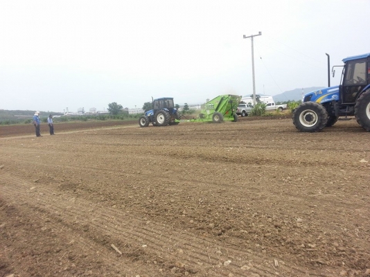 เครื่องเก็บหิน ยี่ห้อ SCHULTE