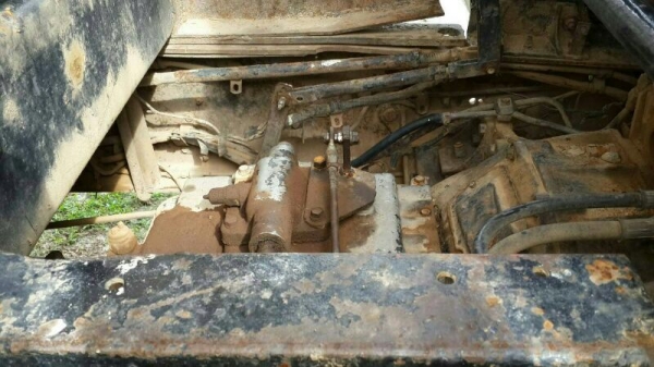 รถฮีโน่ 10 ล้อดั้ม FN176  168 แรงม้า.  สนใจติดต่อ 081 - 6079515