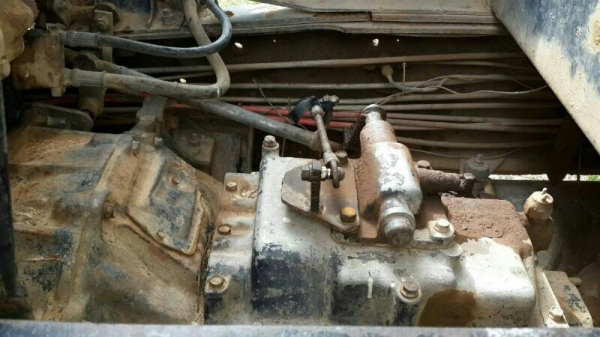 รถฮีโน่ 10 ล้อดั้ม FN176  168 แรงม้า.  สนใจติดต่อ 081 - 6079515