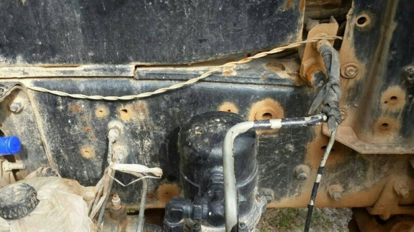 รถฮีโน่ 10 ล้อดั้ม FN176  168 แรงม้า.  สนใจติดต่อ 081 - 6079515