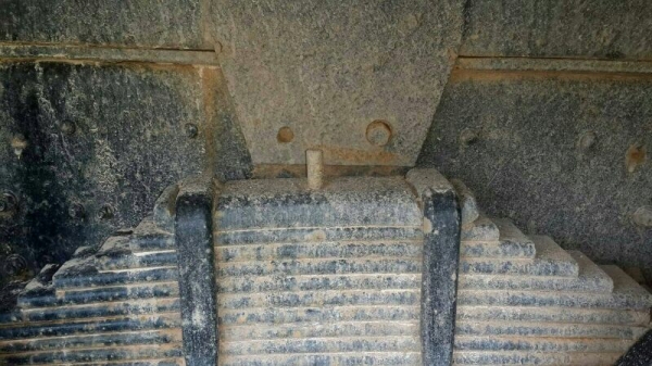 รถฮีโน่ 10 ล้อดั้ม FN176  168 แรงม้า.  สนใจติดต่อ 081 - 6079515