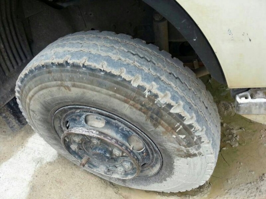 รถฮีโน่ 10 ล้อ โม่ปูน 330 แรงม้า ปี 54 สนใจติดต่อ 081 - 6079515 รถฮีโน่ 10 ล้อ โม่ปูน 330 แรงม้า ปี 54 สนใจติดต่อ 081 - 6079515