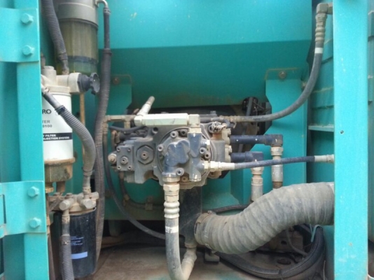 รถแบคโฮ KOBELCO  SK140.  ( รถทำงาน 6,6xx ซม. )  สนใจติดต่อ 081 - 6079515