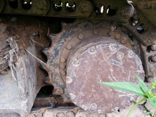 รถแบคโฮ KOBELCO  SK140.  ( รถทำงาน 6,6xx ซม. )  สนใจติดต่อ 081 - 6079515