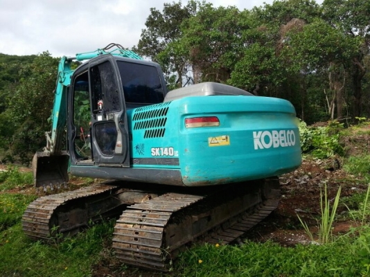 รถแบคโฮ KOBELCO  SK140.  ( รถทำงาน 6,6xx ซม. )  สนใจติดต่อ 081 - 6079515