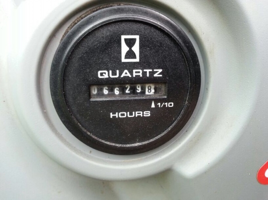 รถแบคโฮ KOBELCO  SK140.  ( รถทำงาน 6,6xx ซม. )  สนใจติดต่อ 081 - 6079515