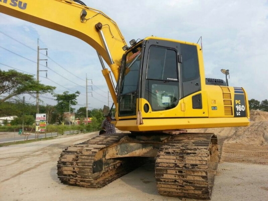 รถแบคโฮ KOMATSU  PC160  ( รถทำงาน 6,xxx ซม. )   สนใจติดต่อ  081 - 6079515