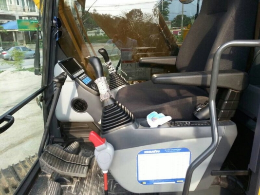 รถแบคโฮ KOMATSU  PC160  ( รถทำงาน 6,xxx ซม. )   สนใจติดต่อ  081 - 6079515