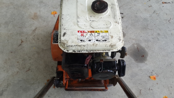 เครื่องตบดิน