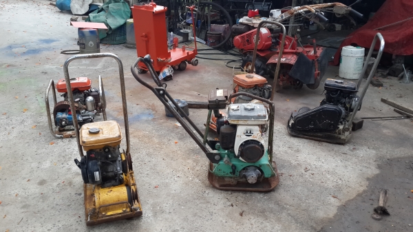 เครื่องตบดิน