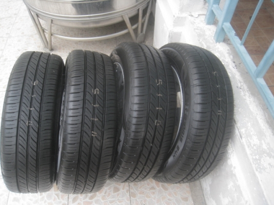 ขายล้อแม็กป้ายแดง Toyota yaris 15"x5.5" et45 4รู100 + ยางปี14 สนใจติดต่อเล็กคลองสามครับ 081-3747940