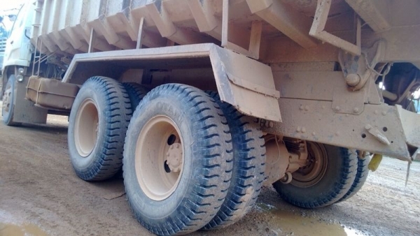 รถมิตซู 10 ล้อดั้ม 240 แรงม้า. ปี 54 ( รถวิ่ง 3x,xxx - 4x,xxx กม. ) ( มีขาย 3 คัน. ) สนใจติดต่อ 081 - 6079515 รถมิตซู 10 ล้อดั้ม 240 แรงม้า. ปี 54 ( รถวิ่ง 3x,xxx - 4x,xxx กม. ) ( มีขาย 3 คัน. ) สนใจติดต่อ 081 - 6079515