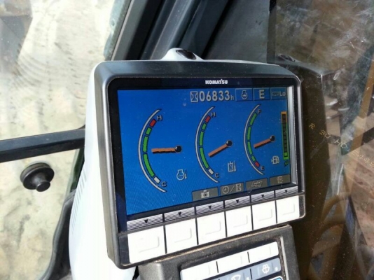 รถแบคโฮ KOMATSU PC160 ( รถทำงาน 6,8xx ซม. ) สนใจติดต่อ 081 - 6079515 รถแบคโฮ KOMATSU PC160 ( รถทำงาน 6,8xx ซม. ) สนใจติดต่อ 081 - 6079515