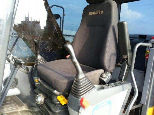 รถแบคโฮ KOMATSU PC160 ( รถทำงาน 6,8xx ซม. ) สนใจติดต่อ 081 - 6079515 รถแบคโฮ KOMATSU PC160 ( รถทำงาน 6,8xx ซม. ) สนใจติดต่อ 081 - 6079515