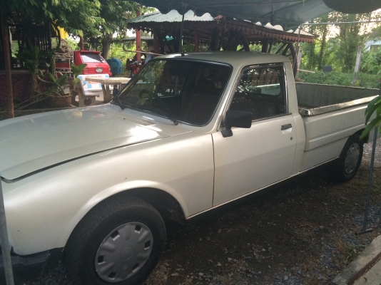 ใครเเฟนพันธุ์เเท้เปอโย 504 มาทางนี้ครับ