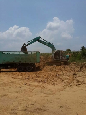 รับขุดดินปรับพื้นที่ถมที่รื้อป่ารื้อท่อฝังท่อและให้เช่ารถแบคโฮ ขนาด120  ติดต่อคุณโจ โทร. 081-7539527