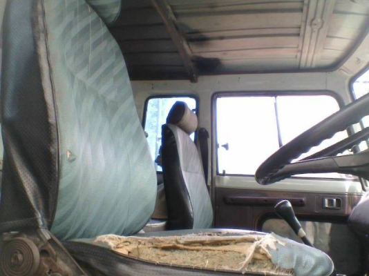 **470,000 บ.ต่อรอง**ขาย6ล้อช่วงยาว HINO FD178 HO7C 185แรง เครื่องแรง แน่นดี เกียร์ดีไม่หลุด ช่วงล่างคัสซีดี เดิมๆ มีบวมข้างในบ้าง กระบะพื้นไม้คอกเหล็กแป๊บยาว7.0ม.สภาพดี พื้นดีข้างดี ไม่ผุ หัวเก๋งดี ภายในโอเค คอนโซลครบ พ.พาวเวอร์ เบรคเดิม ยาง8.25ดี4เส้นพอใ **470,000 บ.ต่อรอง**ขาย6ล้อช่วงยาว HINO FD178 HO7C 185แรง เครื่องแรง แน่นดี เกียร์ดีไม่หลุด ช่วงล่างคัสซีดี เดิมๆ มีบวมข้างในบ้าง กระบะพื้นไม้คอกเหล็กแป๊บยาว7.0ม.สภาพดี พื้นดีข้างดี ไม่ผุ หัวเก๋งดี ภายในโอเค คอนโซลครบ พ.พาวเวอร์ เบรคเดิม ยาง8.25ดี4เส้นพอใ