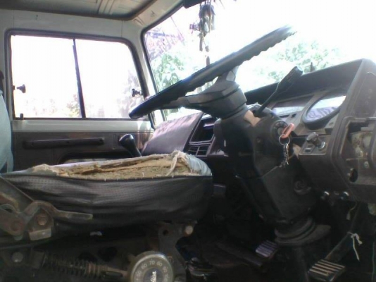 **470,000 บ.ต่อรอง**ขาย6ล้อช่วงยาว HINO FD178 HO7C 185แรง เครื่องแรง แน่นดี เกียร์ดีไม่หลุด ช่วงล่างคัสซีดี เดิมๆ มีบวมข้างในบ้าง กระบะพื้นไม้คอกเหล็กแป๊บยาว7.0ม.สภาพดี พื้นดีข้างดี ไม่ผุ หัวเก๋งดี ภายในโอเค คอนโซลครบ พ.พาวเวอร์ เบรคเดิม ยาง8.25ดี4เส้นพอใ **470,000 บ.ต่อรอง**ขาย6ล้อช่วงยาว HINO FD178 HO7C 185แรง เครื่องแรง แน่นดี เกียร์ดีไม่หลุด ช่วงล่างคัสซีดี เดิมๆ มีบวมข้างในบ้าง กระบะพื้นไม้คอกเหล็กแป๊บยาว7.0ม.สภาพดี พื้นดีข้างดี ไม่ผุ หัวเก๋งดี ภายในโอเค คอนโซลครบ พ.พาวเวอร์ เบรคเดิม ยาง8.25ดี4เส้นพอใ