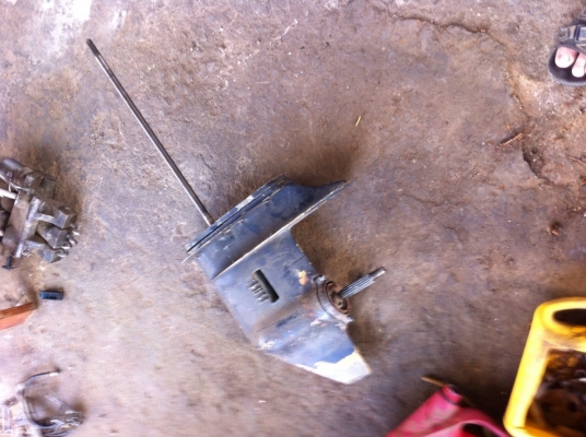 ขายอะไหล่เครื่องเรือ มอเตอร์ไกด์ คอลโทลเรือ พวงมาลัย