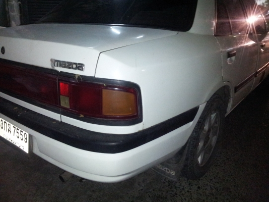 ขายหรือแลกมาสด้า323sedanปี93พร้อมชุดโอน45000บาท